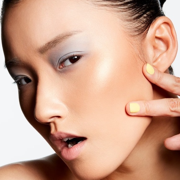 x1 MAC GOLD DEPOSIT MINERALIZE SKINFINISH BRAND NEW BOXED - Picture 9 of 16